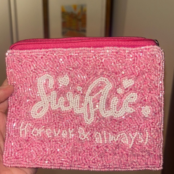 Swiftie (Forever & Always) Beaded pouch bag clutch Taylor Swift - Picture 1 of 5